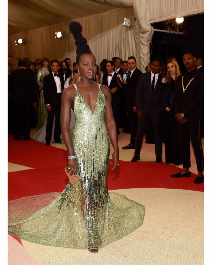 HVĚZDY NA MET GALA 2016
