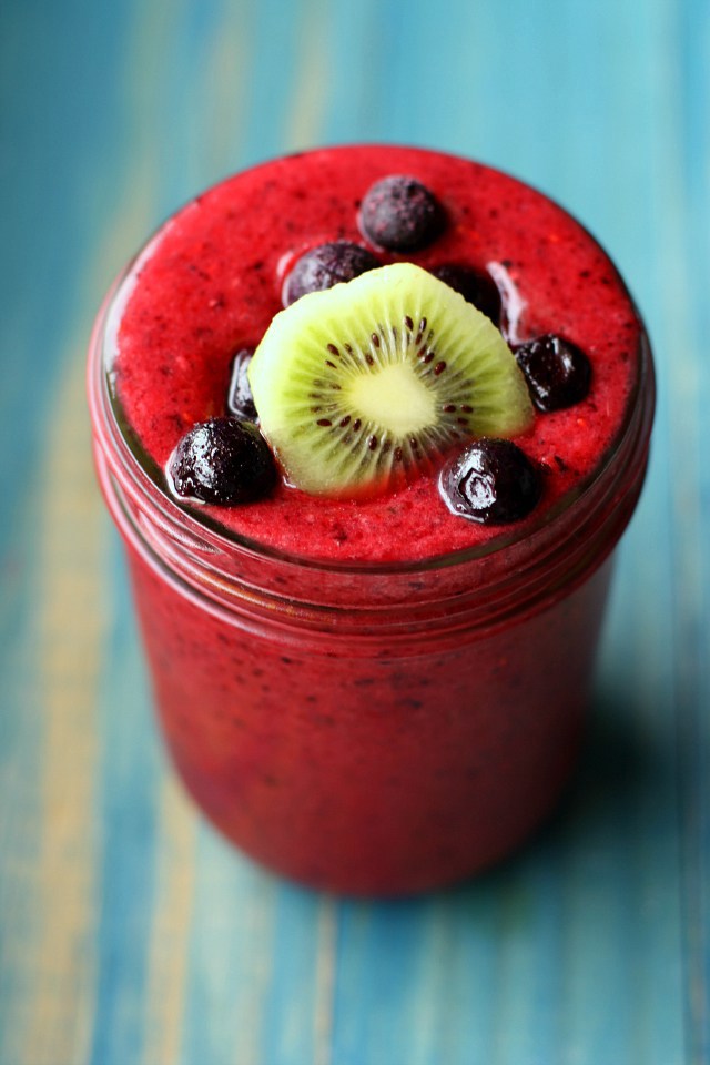 triple berry immunity smoothie c18c3