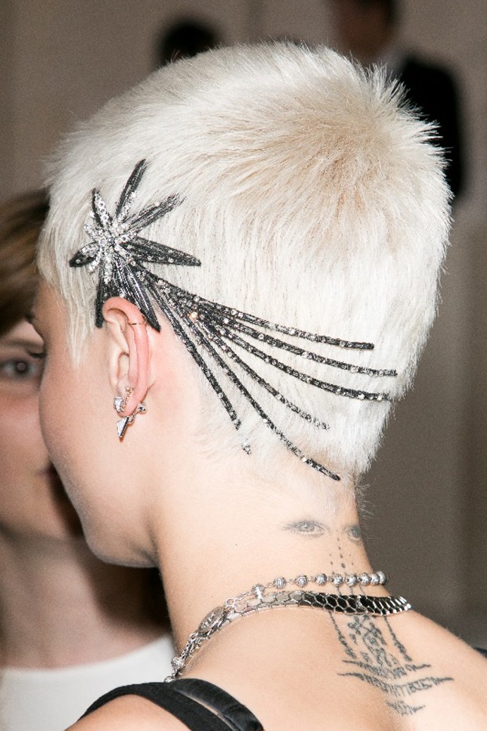 na Vogue Foundation Dinner v Paříži
