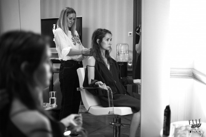 Eliška Křenková v Red Salon
