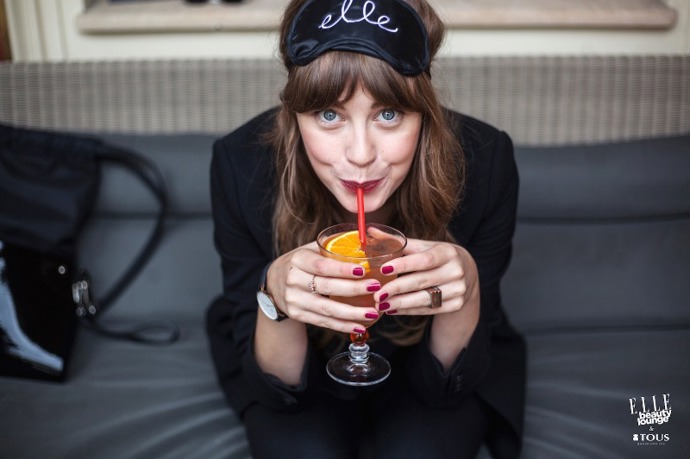 Jenovéfa ochutnává drink Cointreau