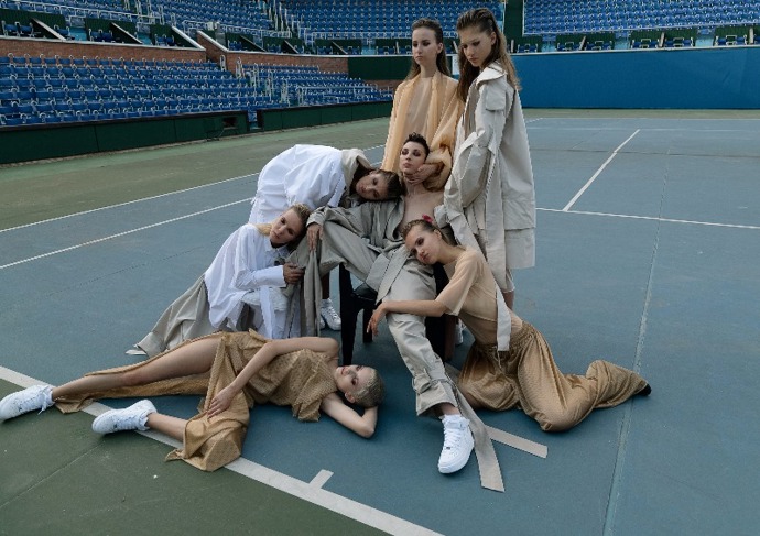 Nespoutaná a bez předsudků. Společná láska Odivi a Nike Air Force 1