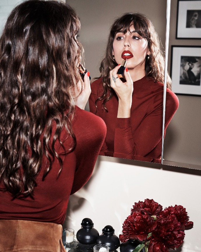 Violette. Make-up superstar, kterou musíte poznat