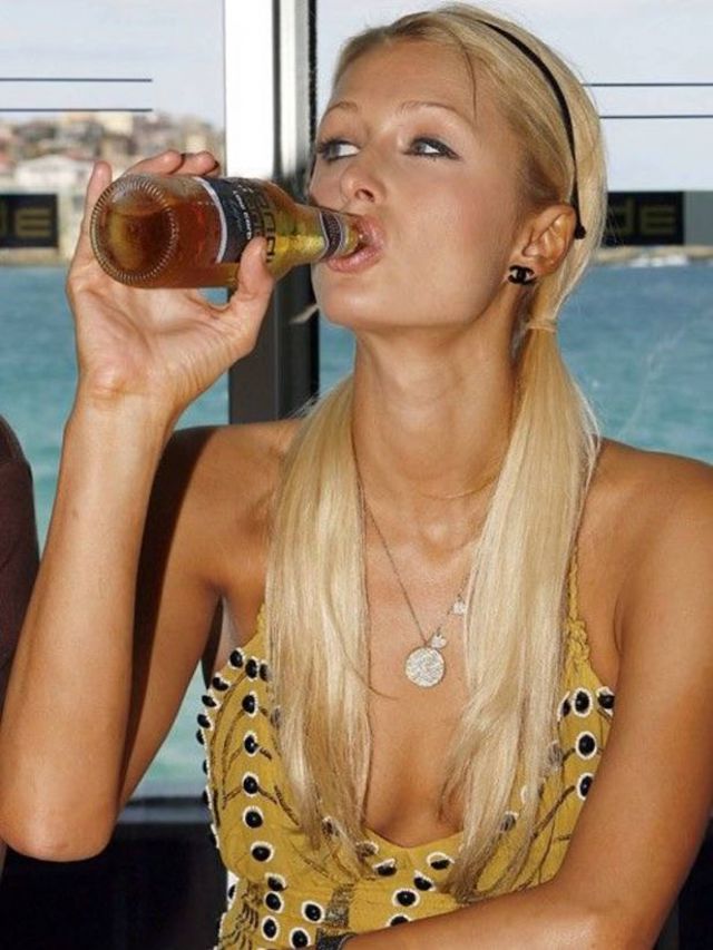 paris hilton hangover galore mag 18049