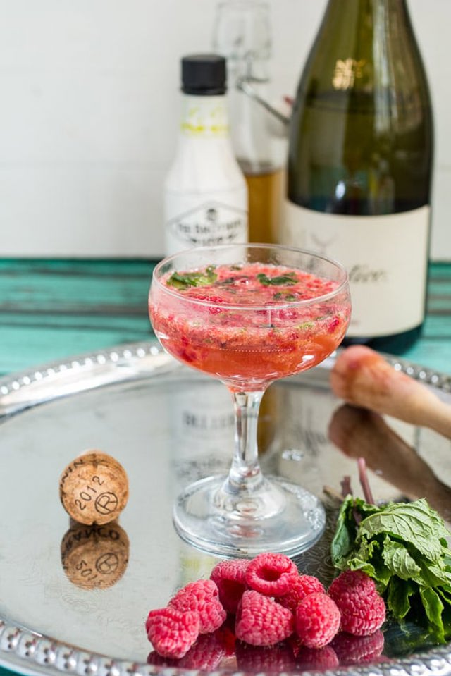 Raspberry Mint Prosecco Cocktail 2 27e0d