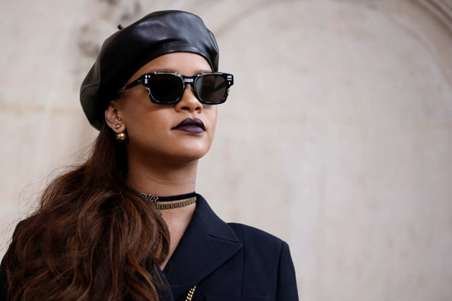 rihanna dior pfw 675d5 rihanna dior pfw 675d5