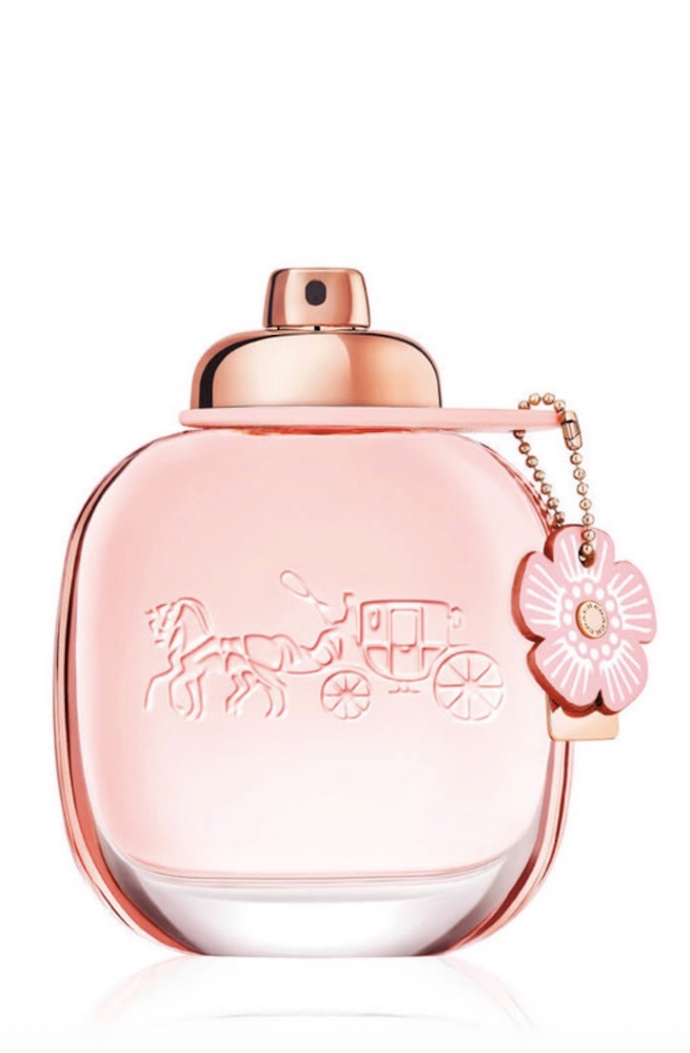 COACH FLORAL
Milujete ananas, citrusy, růže a kožené kabelky? Pak si zamilujete novinku od americké značky Coach. Floral, jejíž tváří je krásná Chloë Grace Moretz, sluší romantickým holkám, které rády nosí růžové šaty, květinové potisky a chodí na romantické procházky.
COACH FLORAL
Milujete ananas, citrusy, růže a kožené kabelky? Pak si zamilujete novinku od americké značky Coach. Floral, jejíž tváří je krásná Chloë Grace Moretz, sluší romantickým holkám, které rády nosí růžové šaty, květinové potisky a chodí na romantické procházky.