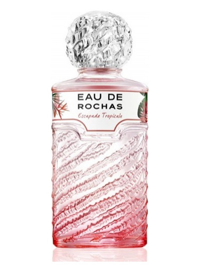 EAU DE ROCHAS ESCAPADE TROPICALE
Jedna z nejsladších novinek letošního jara vás dostane ovocným mixem malin, citrónu, rybízu a manga, kterému sekunduje cedrové dřevo, pižmo, neroli a ovocná voda. Nová Eau de Rochas je zábavná právě svou sladkostí a šťavnatostí evokující bezstarostné dny v plážovém baru s barevným koktejlem v ruce.
EAU DE ROCHAS ESCAPADE TROPICALE
Jedna z nejsladších novinek letošního jara vás dostane ovocným mixem malin, citrónu, rybízu a manga, kterému sekunduje cedrové dřevo, pižmo, neroli a ovocná voda. Nová Eau de Rochas je zábavná právě svou sladkostí a šťavnatostí evokující bezstarostné dny v plážovém baru s barevným koktejlem v ruce.