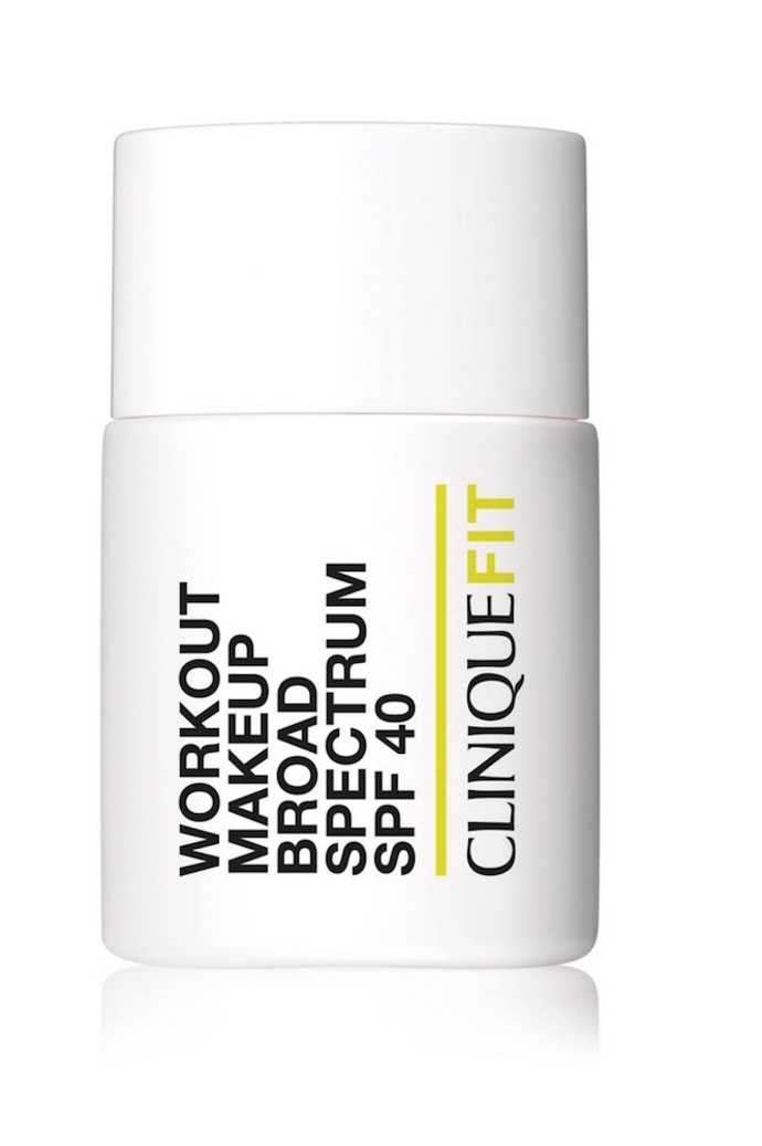 CLINIQUE WORKOUT MAKEUP SPF 40
Osvěžující make-up vytvořený na to, aby zvládl celý den v práci a následně i trénink v tělocvičně nebo dlouhý běh. CliniqueFit obsahuje chemické i fyzikální filtry, lehce kryje a to i rozšířené póry. Matný efekt a jeho odolnost vůči vlhkosti a potu z něj dělá must-have každé fitness fanynky.
Prodávají prodejny Clinique za 740 Kč
CLINIQUE WORKOUT MAKEUP SPF 40
Osvěžující make-up vytvořený na to, aby zvládl celý den v práci a následně i trénink v tělocvičně nebo dlouhý běh. CliniqueFit obsahuje chemické i fyzikální filtry, lehce kryje a to i rozšířené póry. Matný efekt a jeho odolnost vůči vlhkosti a potu z něj dělá must-have každé fitness fanynky.
Prodávají prodejny Clinique za 740 Kč
