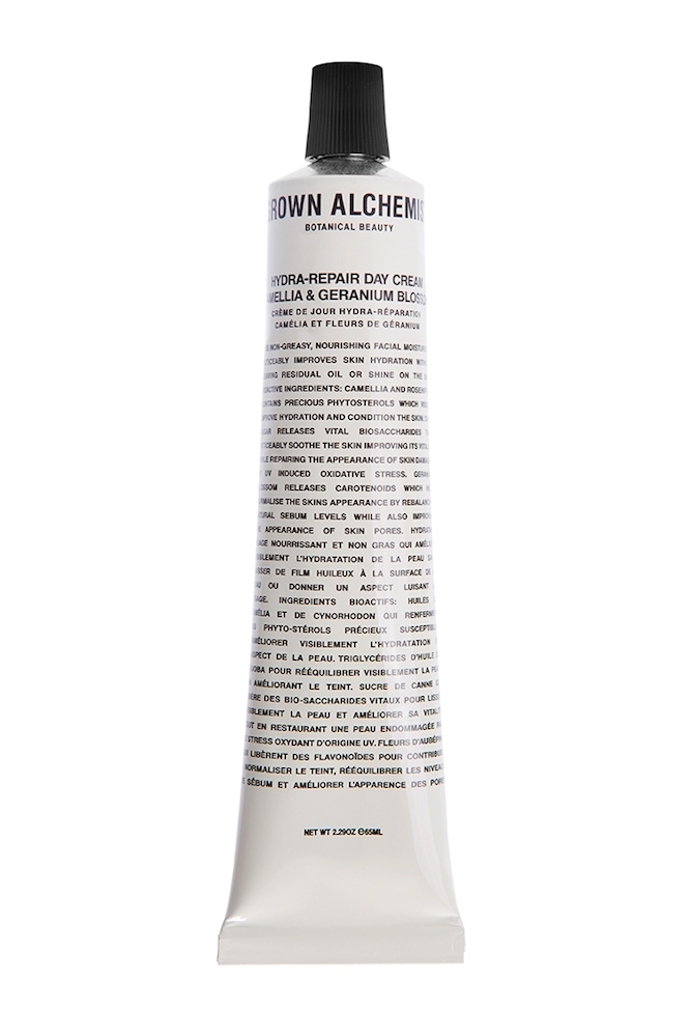 Denní krém Hydra Repair s kamélií, Grown Alchemist, prodává Stolen
