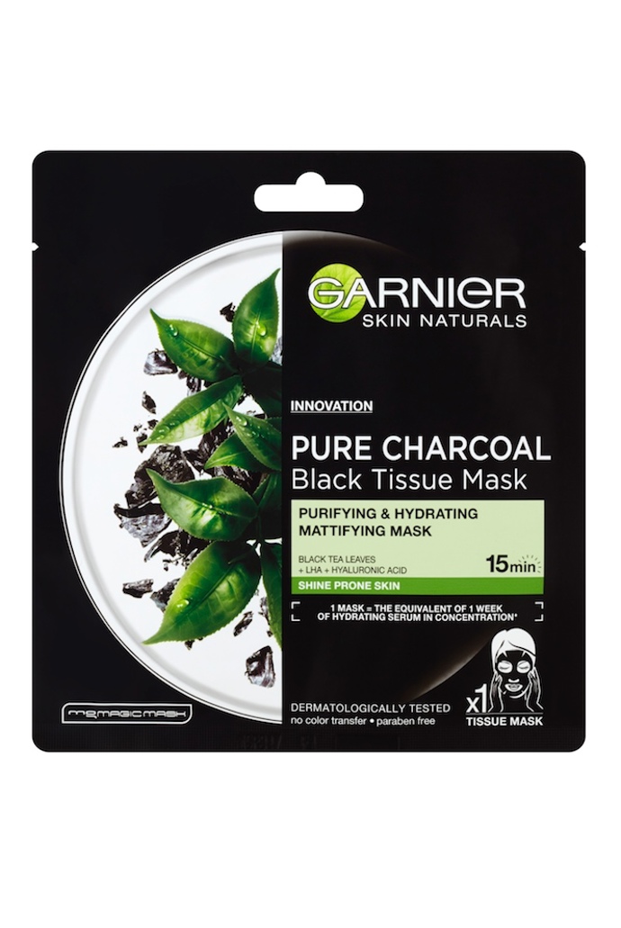 PURE CHARCOAL BLACK TISSUE MASK, GARNIER

Po hydratační sheet masce přichází Garnier s černými maskami obohacenými o aktivní uhlí, černý čaj, glycerin a kyselinu hyaluronovou. Tato kombinace je ideální pro mastnější typy pleti, tam, kde se objevují pupínky, černé tečky a nechtěný lesk. 

V prodeji od května za 60 Kč
