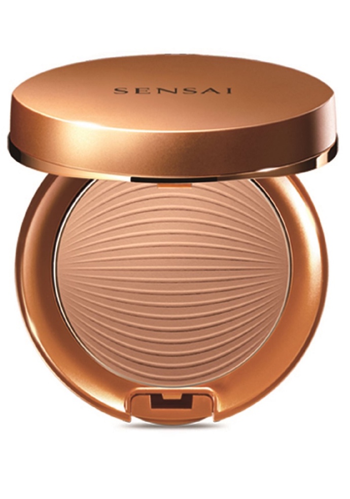 SENSAI SUN PROTECTIVE COMPACT
Odolává slunci, vodě, potu, zakryje všechny stopy po únavě, barevně sjednotí pleť a ještě ji zmatní. To je kompaktní make-up s SPF 30 od japonské značky Sensai. K dostání ve 4 odstínech.
Prodává Douglas za 1459 Kč
SENSAI SUN PROTECTIVE COMPACT
Odolává slunci, vodě, potu, zakryje všechny stopy po únavě, barevně sjednotí pleť a ještě ji zmatní. To je kompaktní make-up s SPF 30 od japonské značky Sensai. K dostání ve 4 odstínech.
Prodává Douglas za 1459 Kč