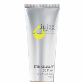 JUICE BEAUTY STEM CELLULAR CC CREAM
CC krém od značky Juice Beauty miluje i Gwyneth Paltrow a vy budete taky. Má čisté složení plné aktivních ingrediencí, které dělají pleti a tělu moc dobře. Obsahuje SPF 30, čímž chrání pleť před UV zářením a taky rozjasňující pigmenty, které barevně pokožku sjednotí, dají jí zdravý, jednotný odstín bez efektu masky. Krém ani make-up nebudete potřebovat, tento produkt je hravě nahradí.
Prodává Biosophy za 1350 Kč
JUICE BEAUTY STEM CELLULAR CC CREAM
CC krém od značky Juice Beauty miluje i Gwyneth Paltrow a vy budete taky. Má čisté složení plné aktivních ingrediencí, které dělají pleti a tělu moc dobře. Obsahuje SPF 30, čímž chrání pleť před UV zářením a taky rozjasňující pigmenty, které barevně pokožku sjednotí, dají jí zdravý, jednotný odstín bez efektu masky. Krém ani make-up nebudete potřebovat, tento produkt je hravě nahradí.
Prodává Biosophy za 1350 Kč