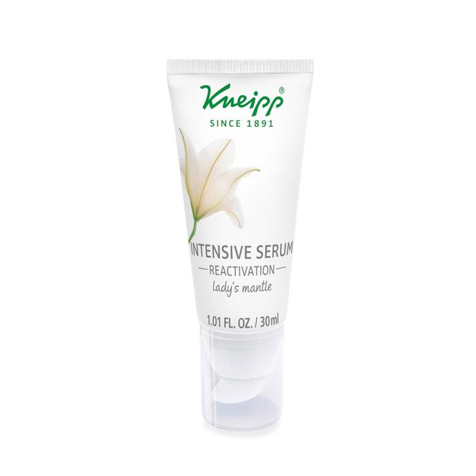 Kneipp Intensive Serum Reactivation, 399 Kč

Nejlepší pro: regeneraci pleti. Koncentrát redukuje vrásky, vypíná pokožku, dlouhodobě hydratuje a akvituje a podporuje regeneraci pokožky díky složení z extraktu z kontryhelu, vitamínu E a přírodních olejů, jako jsou mandlový, jojobový nebo kokosový.

