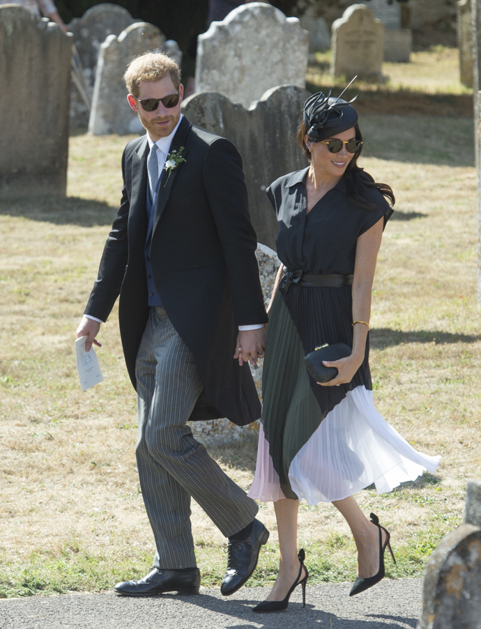 Jaký outfit Meghan Markle je váš nejoblíbenější? 