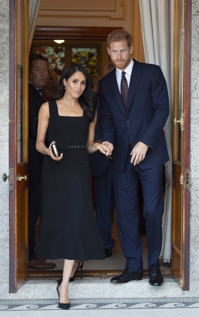 Jaký outfit Meghan Markle je váš nejoblíbenější? 