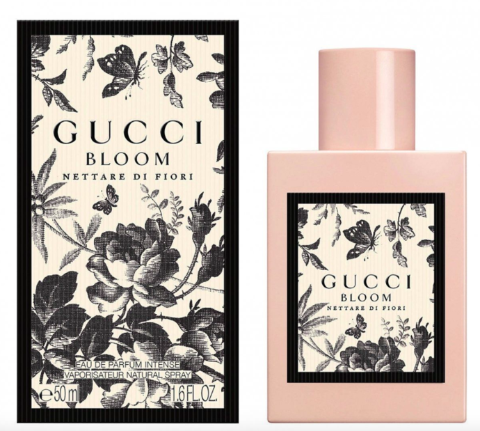 Gucci Bloom Nettare di Fiori

Prakticky všechno, co jste milovali na klasické Gucci Bloom, plus pár ingrediencí, jako je zázvor, pačuli nebo rostlina zvaná vonokvětka, navíc. Tahle vůně stejně jako kolekce oblečení Alessandra Micheleho je určená pro milovníky eklektismu.
