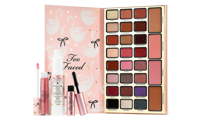 Dream Queen Limited-Edition Make Up Collection, Too Faced
Dream Queen Limited-Edition Make Up Collection, Too Faced