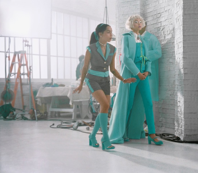 Podívejte se na celou vánoční kampaň Tiffany & Co.: