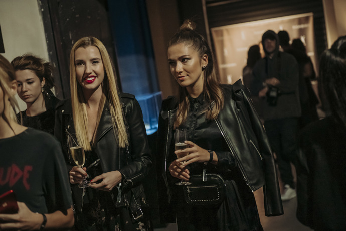 Užijte si atmosféru YSL Beauty Clubu spolu s ELLE:  
