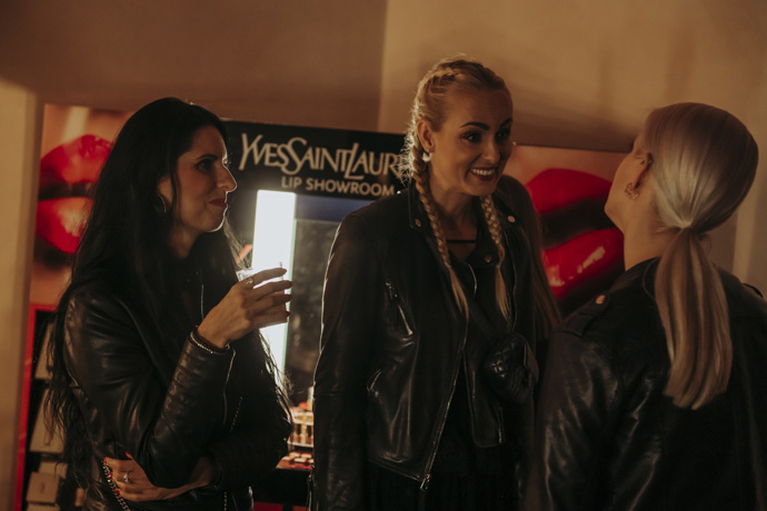 Užijte si atmosféru YSL Beauty Clubu spolu s ELLE:  