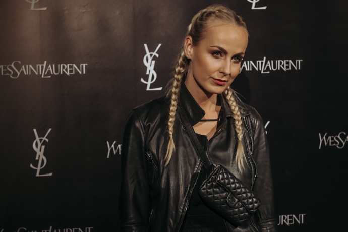 Užijte si atmosféru YSL Beauty Clubu spolu s ELLE:  