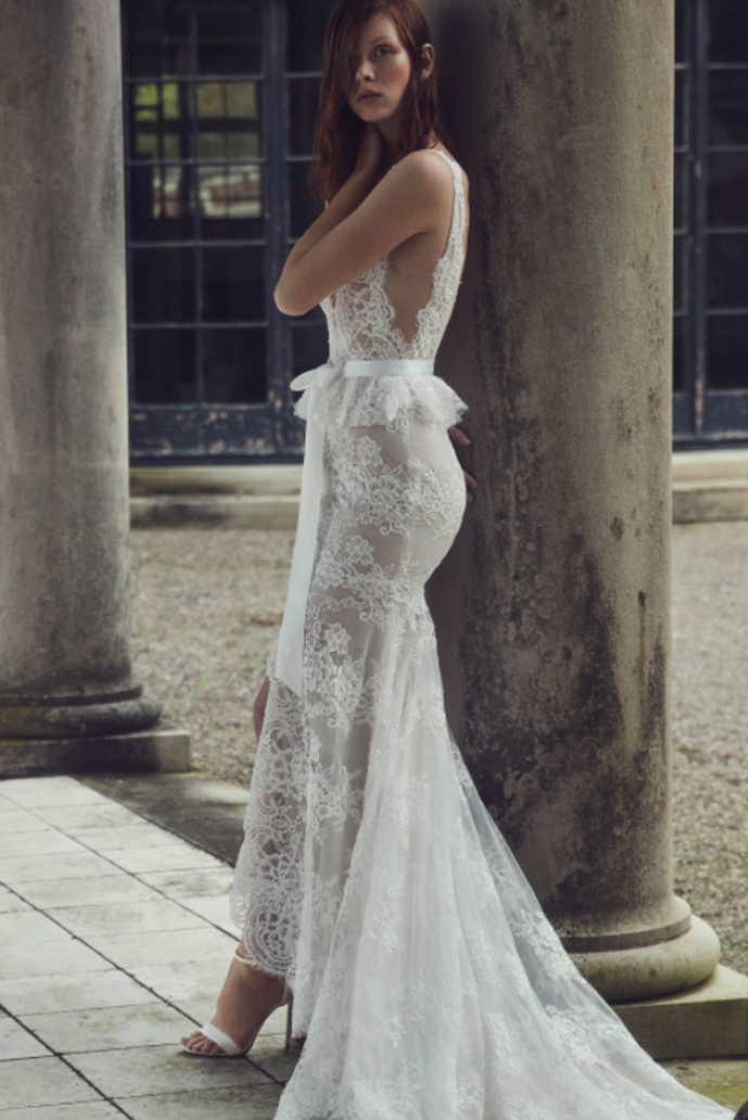 Monique Lhuillier
Monique Lhuillier