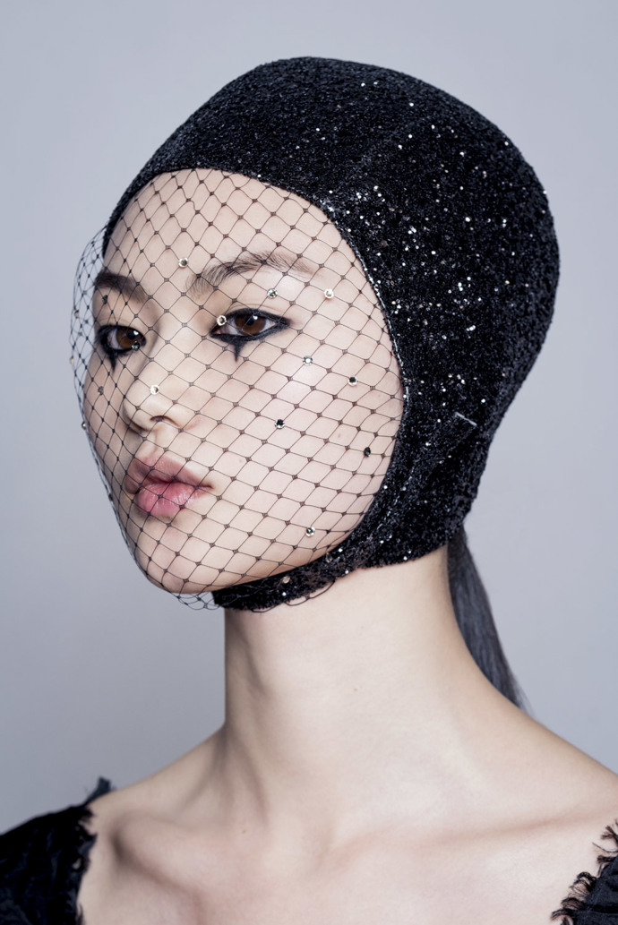 TOP beauty momenty z backstage Dior Haute Couture: