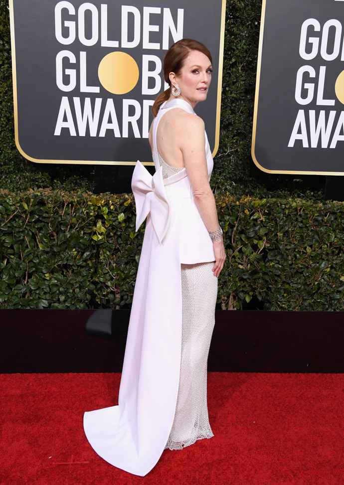 Julianne Moore v šatech Givenchy Haute Couture
