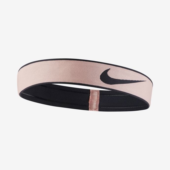 čelenka, Nike, 450 Kč
