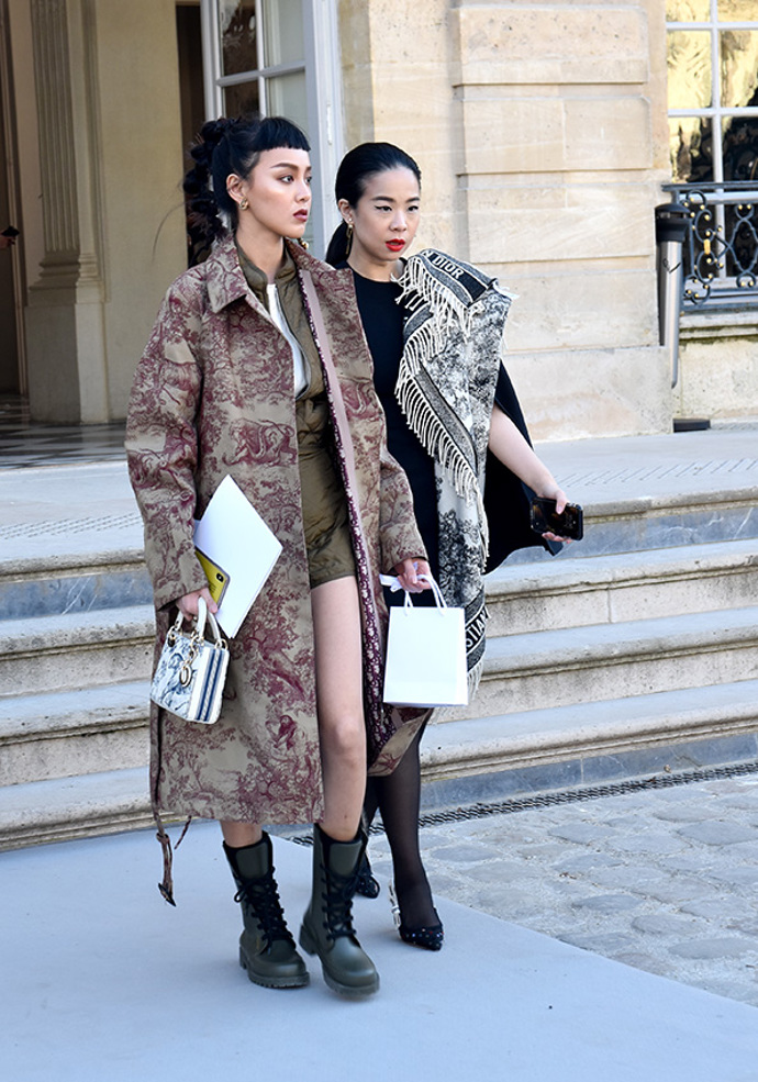 Street style po přehlídce Dior: