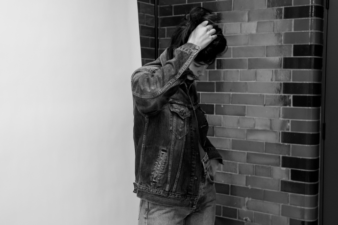 Nakoukněte zatím s ELLE do backstage focení kampaně:
