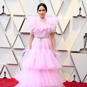 Kacey Musgraves
Country zpěvačka zazářila na předávání cen Grammy, ale ani na Oscarech rozhodně neutekla naší pozornosti. Nabíraná róba Giambattista Valli Couture s pudrovém starorůžovém odstínu ji sedla naprosto skvěle.
Kacey Musgraves
Country zpěvačka zazářila na předávání cen Grammy, ale ani na Oscarech rozhodně neutekla naší pozornosti. Nabíraná róba Giambattista Valli Couture s pudrovém starorůžovém odstínu ji sedla naprosto skvěle.