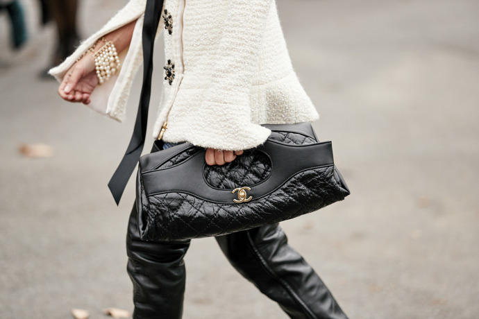 Chanel sem, Chanel tam