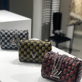 Podívejte se s spolu s Lucií na re-see Louis Vuitton FW19: Podívejte se s spolu s Lucií na re-see Louis Vuitton FW19: