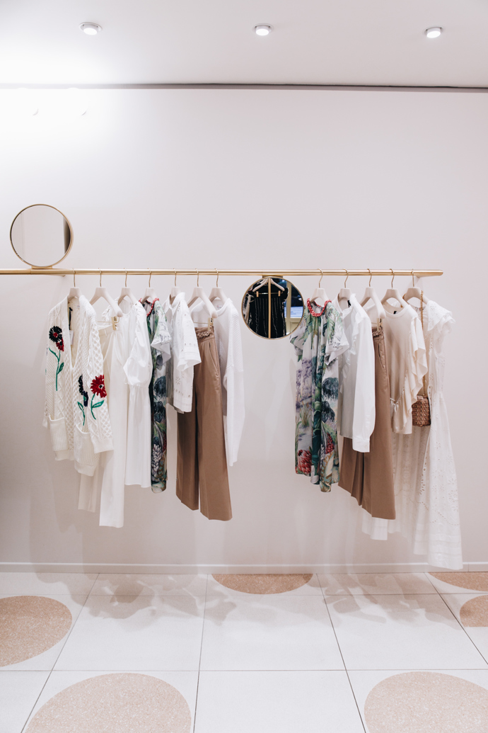 Povídejte se do naší galerie, kdo si opening RED VALENTINO nenechal ujít: