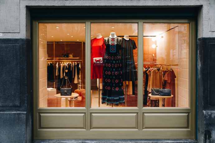 Povídejte se do naší galerie, kdo si opening RED VALENTINO nenechal ujít: