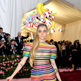 Cara Delevingne v modelu Dior
