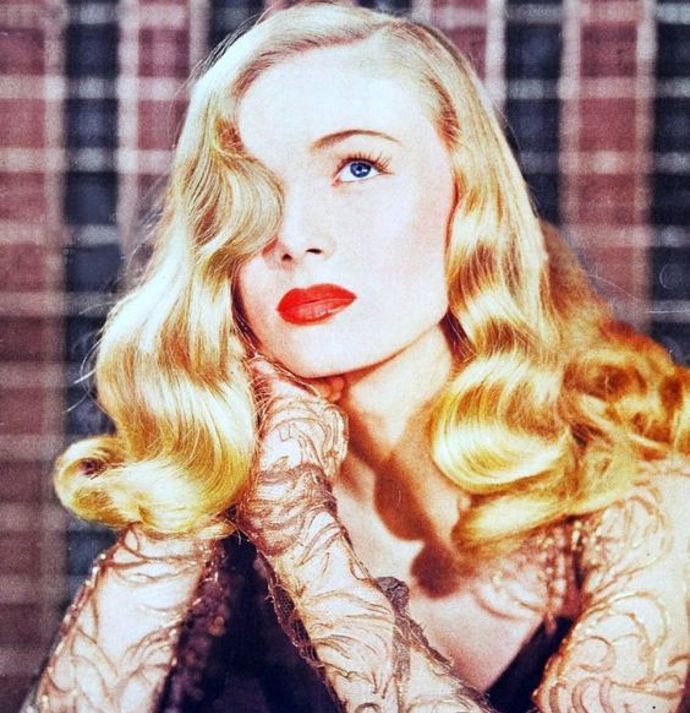 Veronica Lake
