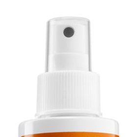 emulze na opalování SPF 20, Korres Yoghurt, 479 Kč
emulze na opalování SPF 20, Korres Yoghurt, 479 Kč