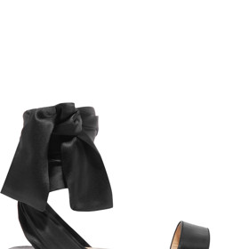Christian Louboutin
Christian Louboutin