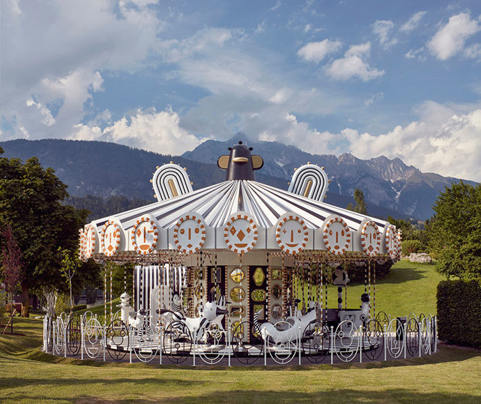 Swarovski kolotoč v Kristallwelten