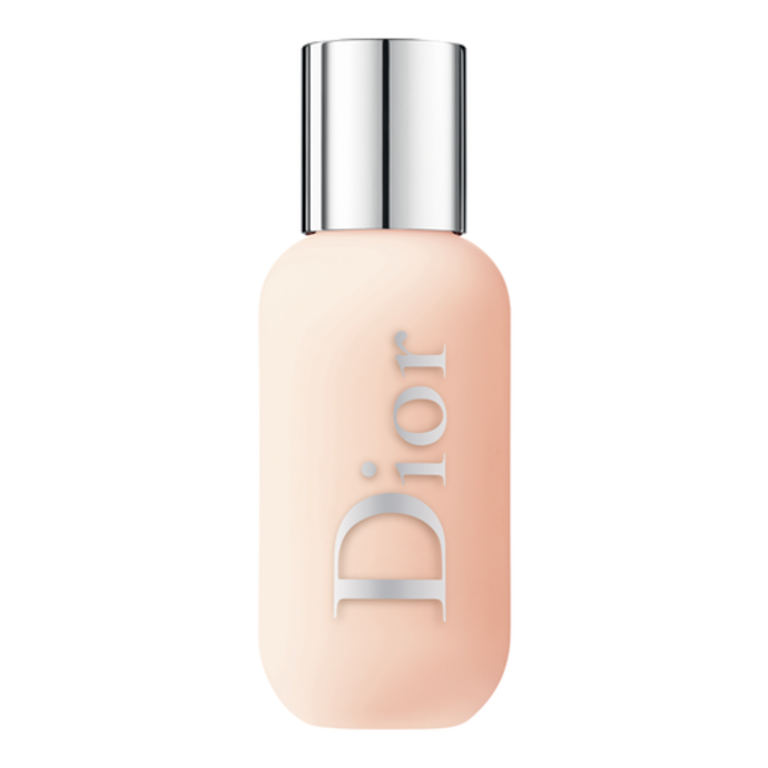 DIOR Backstage Face&Body Foundation, 865 Kč, k dostání na www.parfemy-elnino.cz
