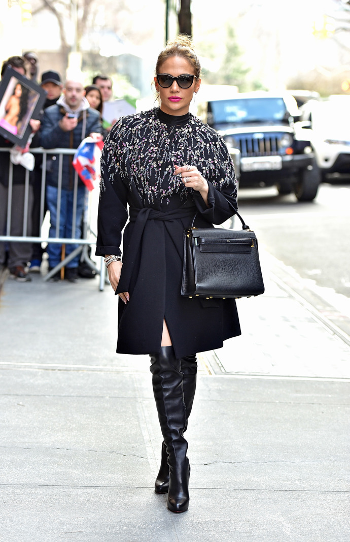rok 2016

ABC's 'The View', New York City
