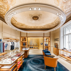 Nakoukněte spolu s ELLE do nového butiku Hermès: Nakoukněte spolu s ELLE do nového butiku Hermès: