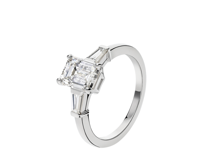 Bvlgari Griffe ring

 
