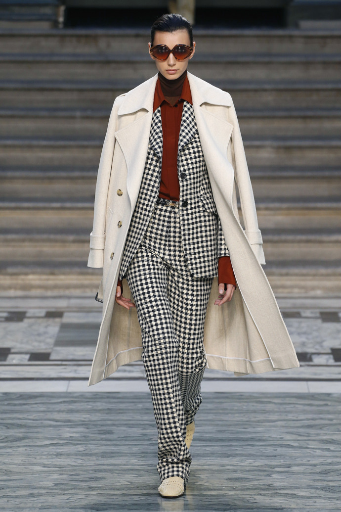 Victoria Beckham
