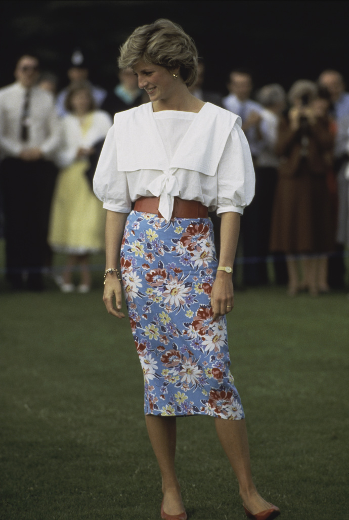 Princezna Diana: 40 nejlepších outfitů, které se navždy zapsaly do historie:
