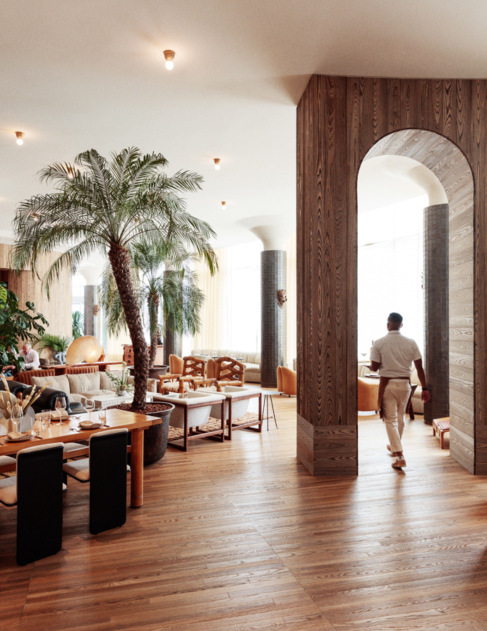 Projděte si hotel Santa Monica Proper od Kelly Wearstler krůček po krůčku: