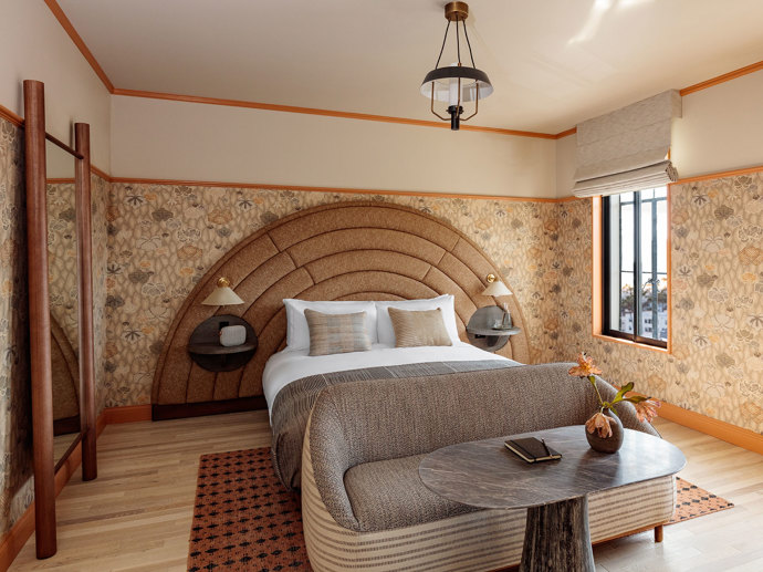 Projděte si hotel Santa Monica Proper od Kelly Wearstler krůček po krůčku:
